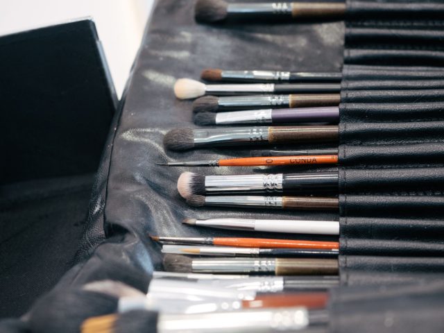 Cosmétiques solides : la solution miracle pour peaux sensibles ?
